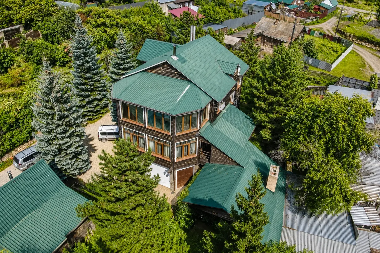 Закрытый въезд на участок
